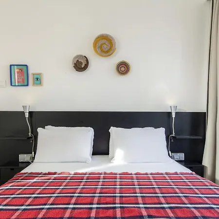 Apartment Modern Flat With Central Location In Kadikoy *
